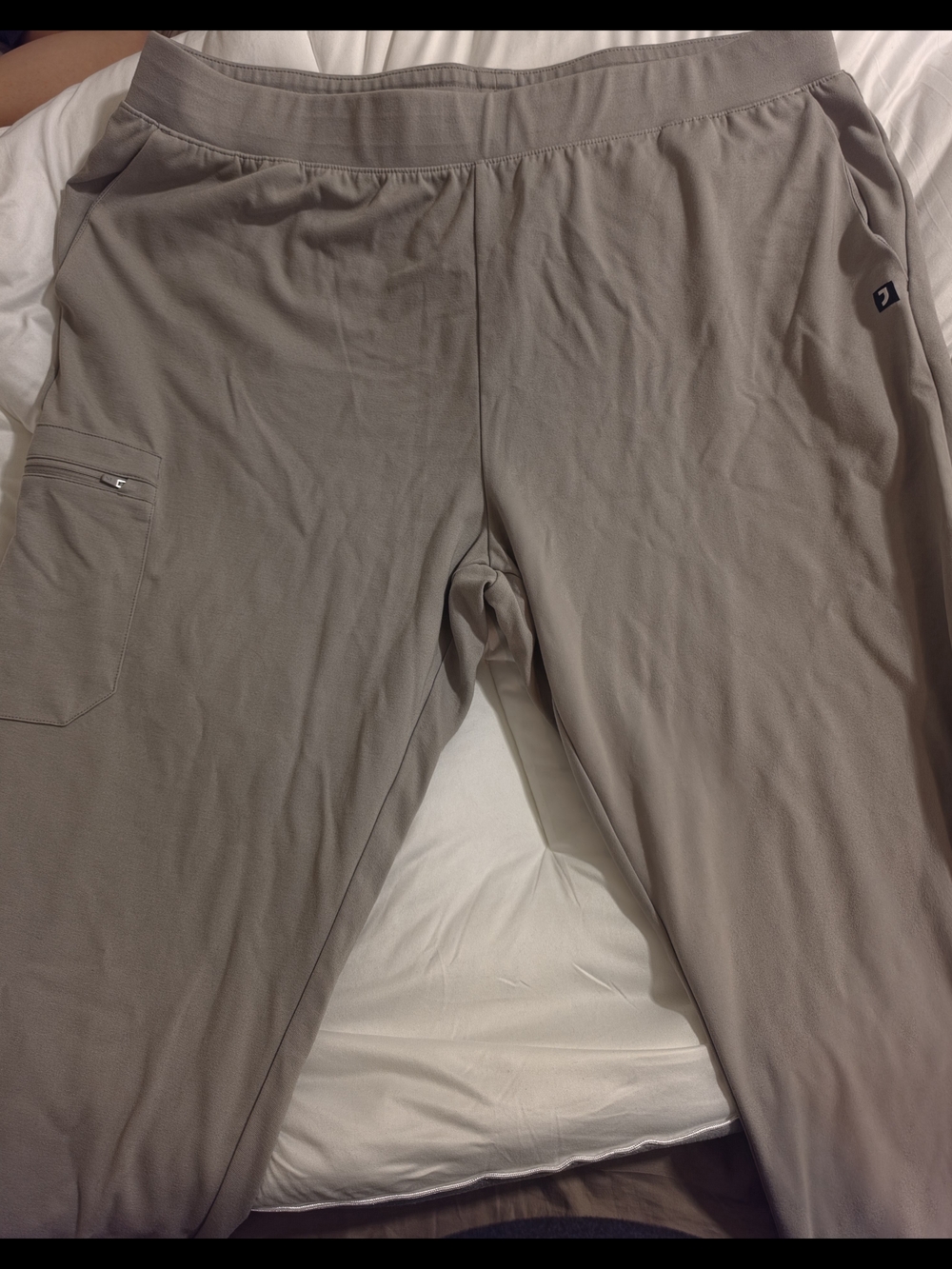 Jaanuu Knit Stretch Jogger Pants in Taupe